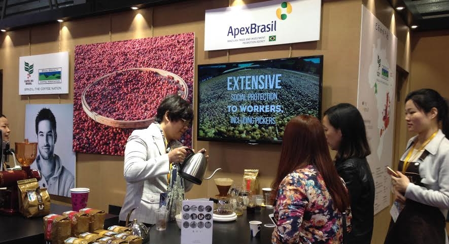 CAFÉ ESPECIAL: BRASIL NEGOCIA US$ 3,5 MILHÕES NA CHINA