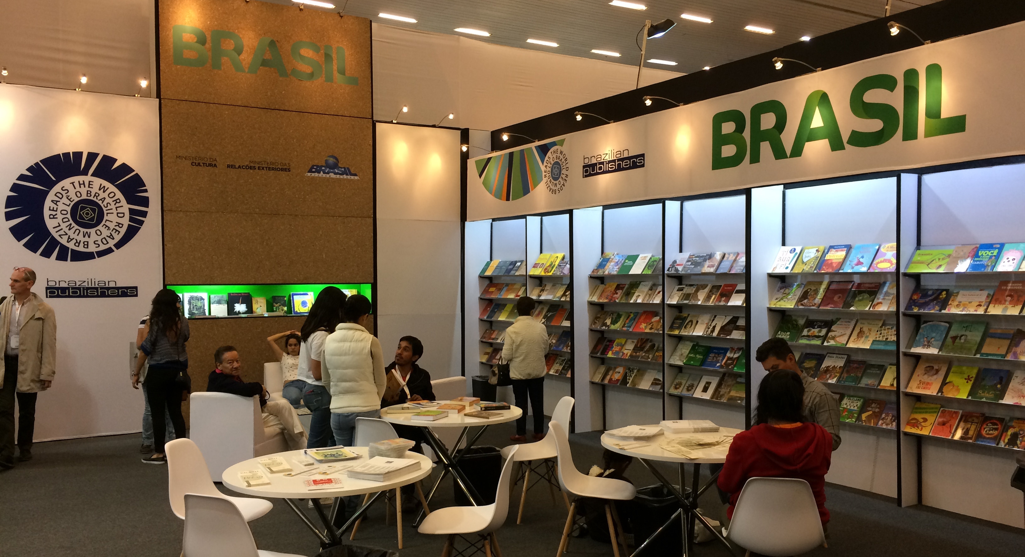 EDITORAS BRASILEIRAS PARTICIPAM DA 31ª FEIRA INTERNACIONAL DO LIVRO DE GUADALAJARA