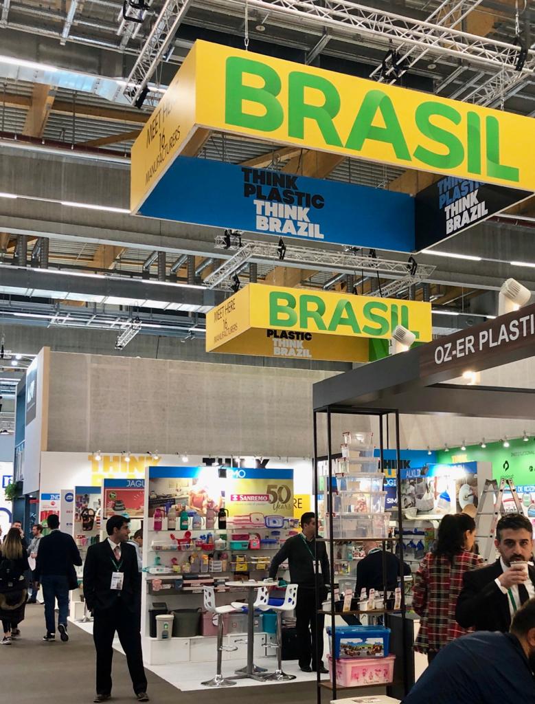 Design, Sustentabilidade e Diversidade nos Plásticos Transformados Brasileiros para a Ambiente 2020